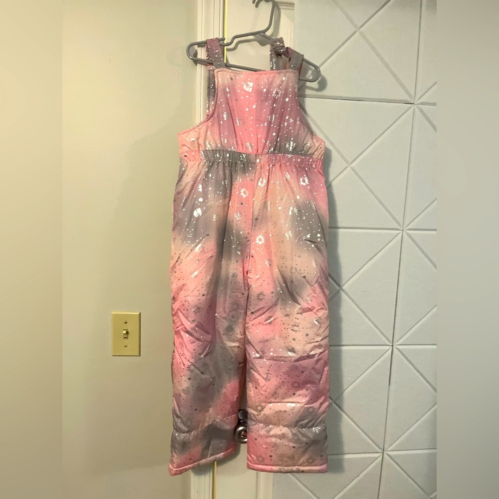 Girl snow suit